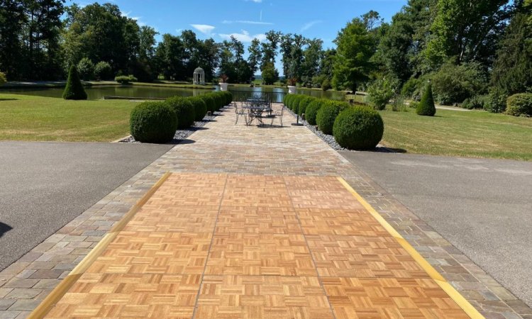 Installation de plancher pour réception à Lyon